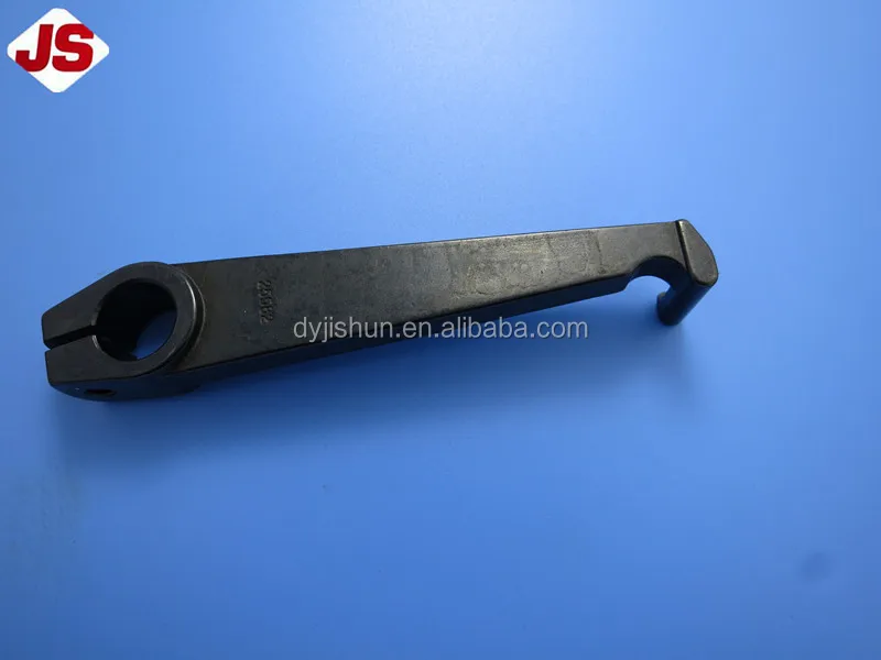 TITAN DK2500 2502K HIGH ACCURACY INDUSTRIAL CARPET OVEREDGING SEWING PARTS SEWING ACCESSORIES GARMENT 25582 PRESSER ARM