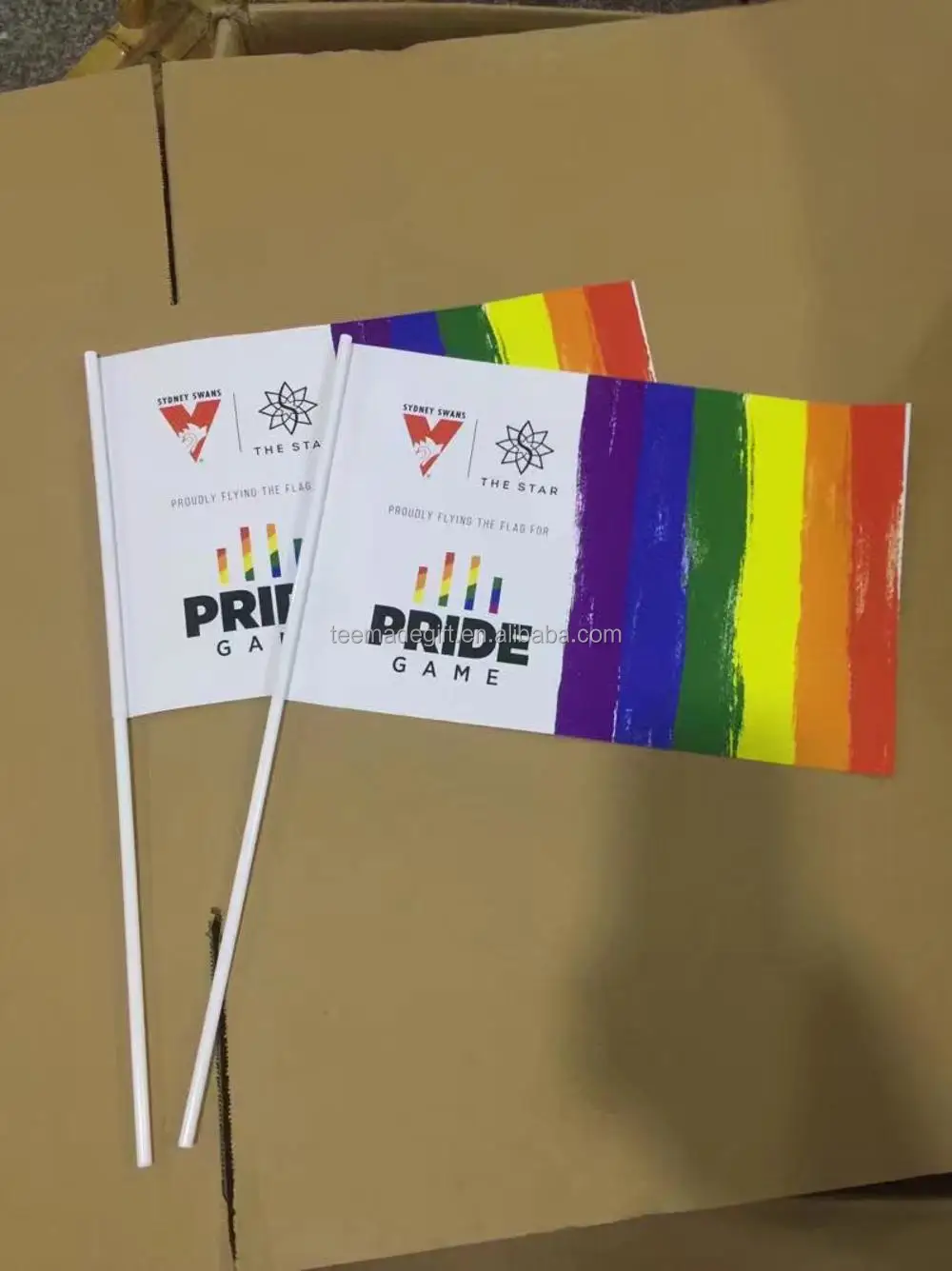 
Customized Polyester Rainbow Gay Pride Hand Flag LGBT Flag 