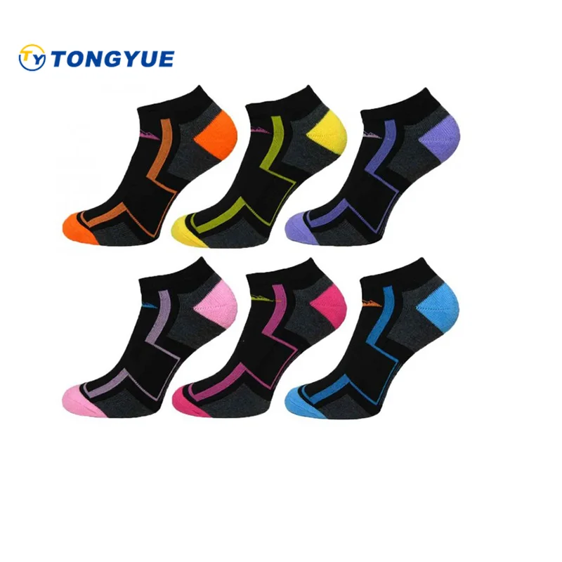 women's athletic socks