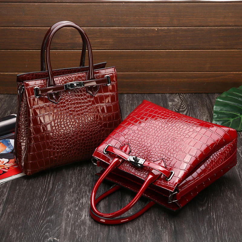 

2018 New model handbag Alligator leather handbag