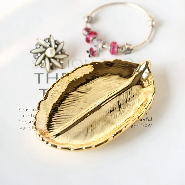 

Wholesale Ceramic Jewelry Plate Leaf Shaped Gold Jewelry Holder Ring Dish Home decoration, As photos or customized