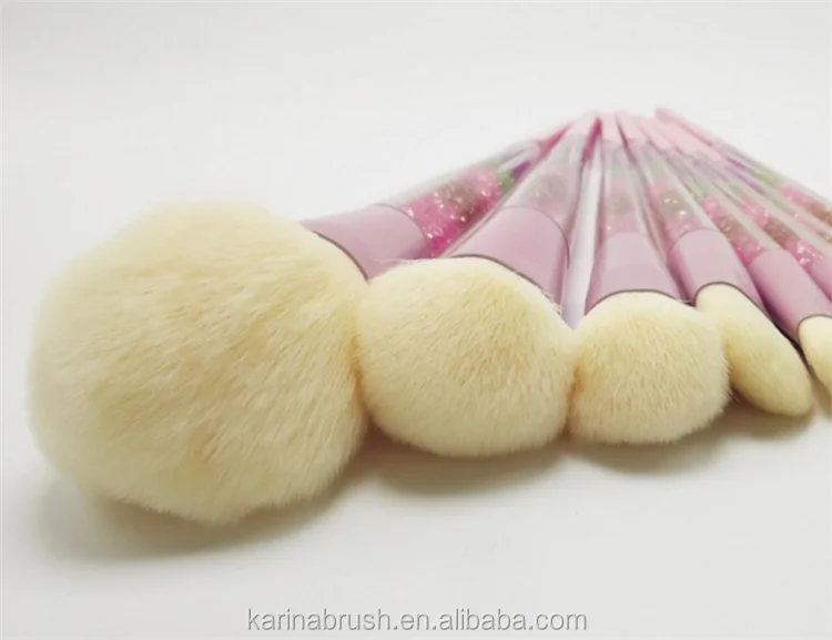cosmetic brush 03.png