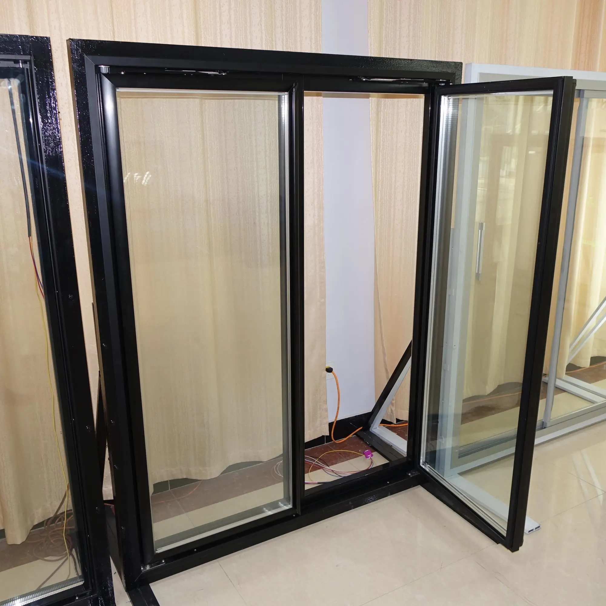 2020 hot selling durable energy saving 4-Door Walk-in Cooler Display Glass Door Set