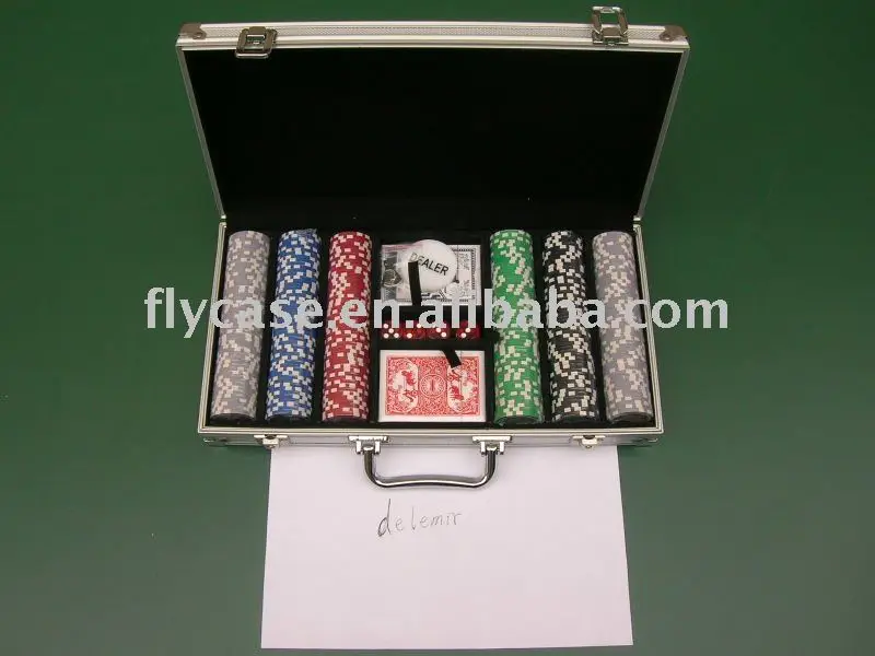 
2013 new design best quality poker set ,aluminium chips case with 300 chips and playing card 