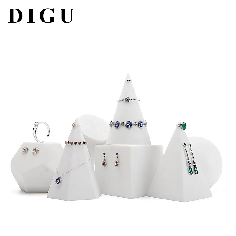 

Small triangle cone resin ear stud bangle bracelet different jewelry display rack multifunctional holder display stand set