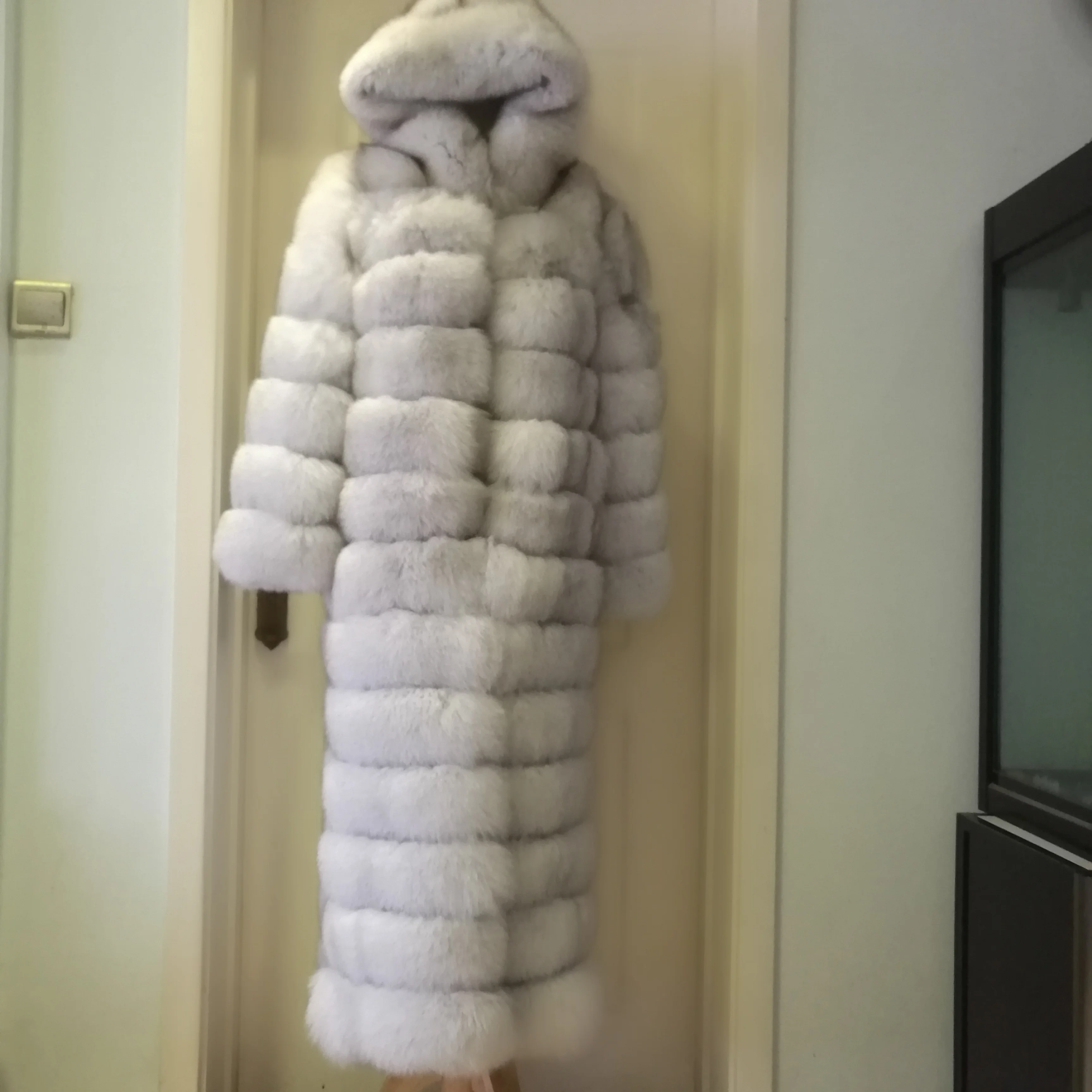 

2018 Long Length over knee Winter Warm Women Real Fox Fur Coat with big hood blue fox fur
