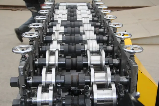 Cold Forming Rolling Shutter Slats Roll Forming Machine Made in China