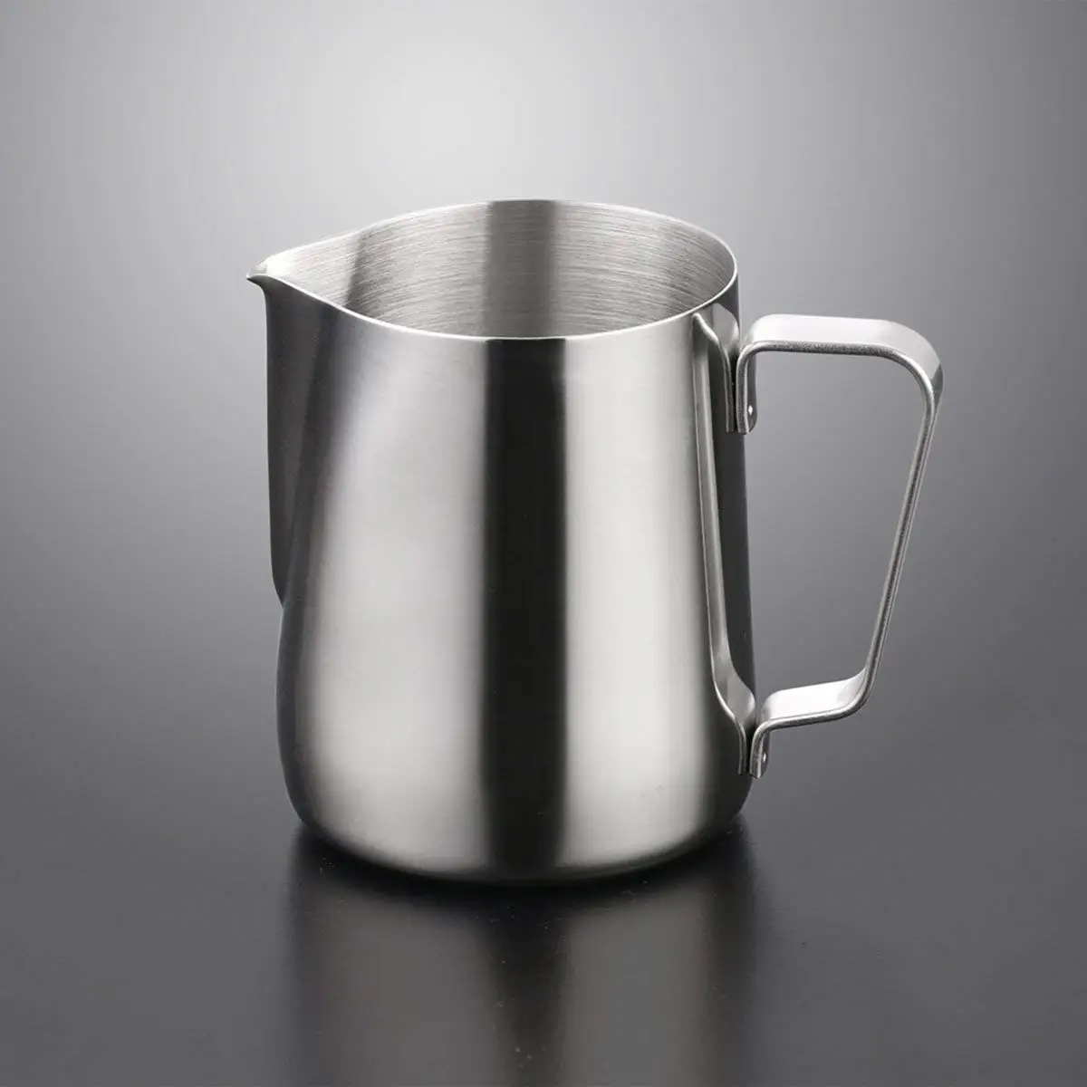 Milk Frothing Jug 600ml Japanese Type Thicken Stainless Steel Conical Pitcher Cup for Barista Cappuccino Espresso Coffee Cafe Latte Art