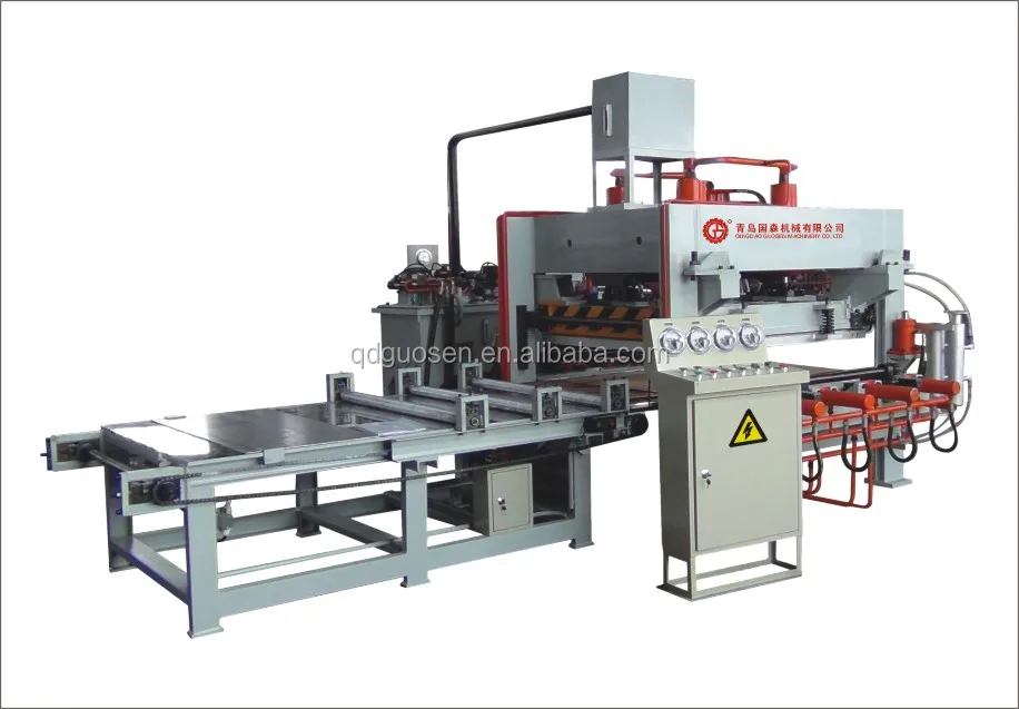 
2021 Professional SIP panel production line / making machine/ making machinery 