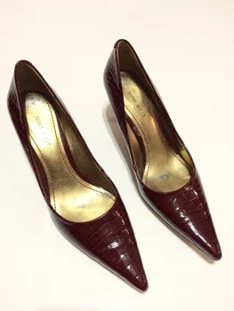 nine west burgundy heels