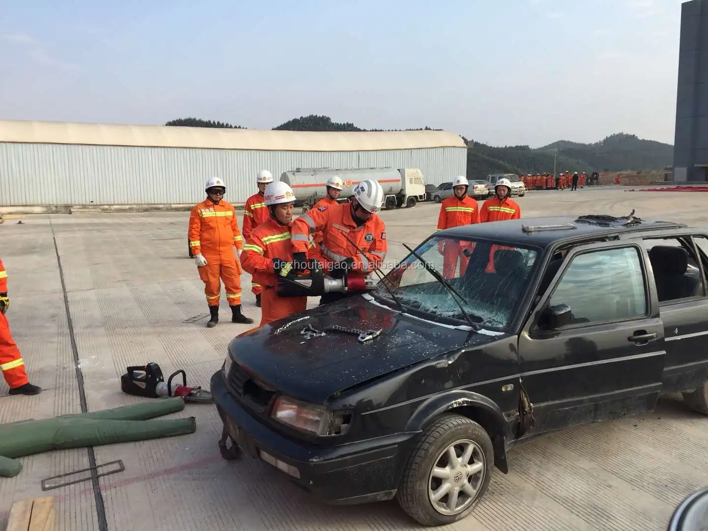 Taigao portable manual breaking tool group new design manual impactor of forcible entry tools