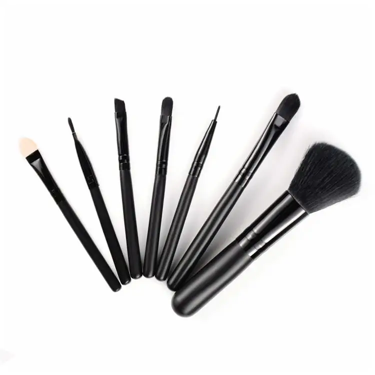 makeup brushes.jpg