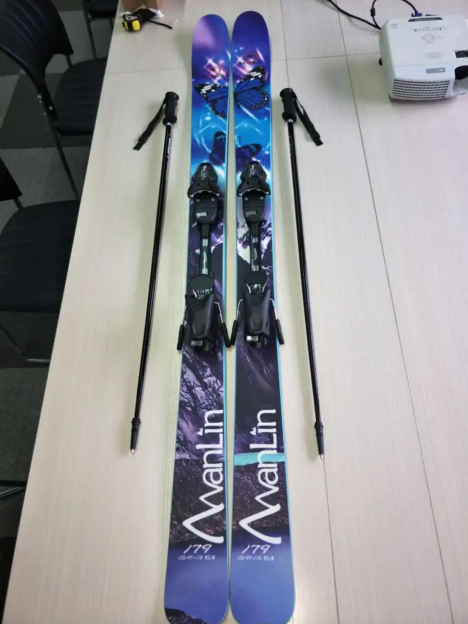 Wholesale Alpine Adult Twintip Mountain Touring Skis Chinese