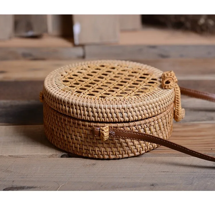 Handwoven Round Rattan Crossbody Bag For Women Leather Shoulder Straps