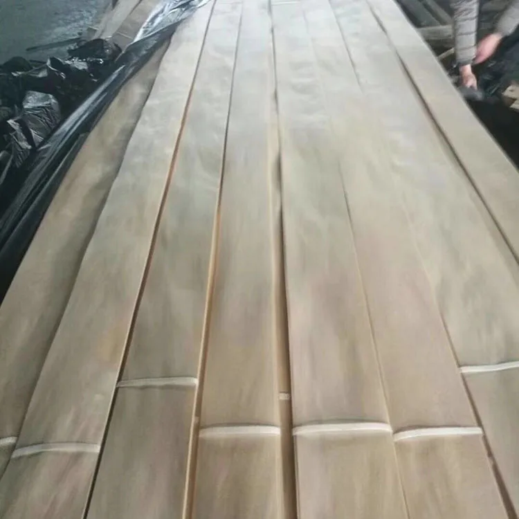 Bulk Supply White Wood Birch Veneer Russian Birch Plywood Veneer