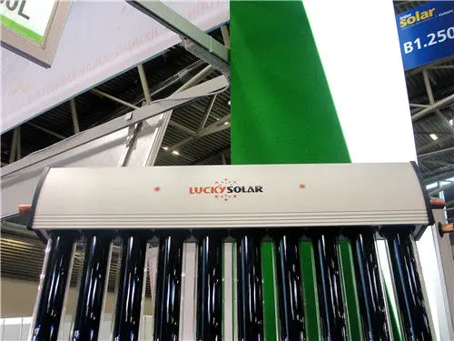 LUCKY - booth at intersolar europe 2013 06.jpg