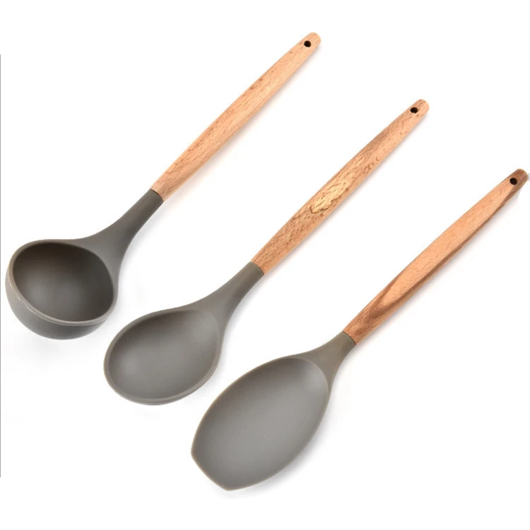 Silicone utensil set.jpg