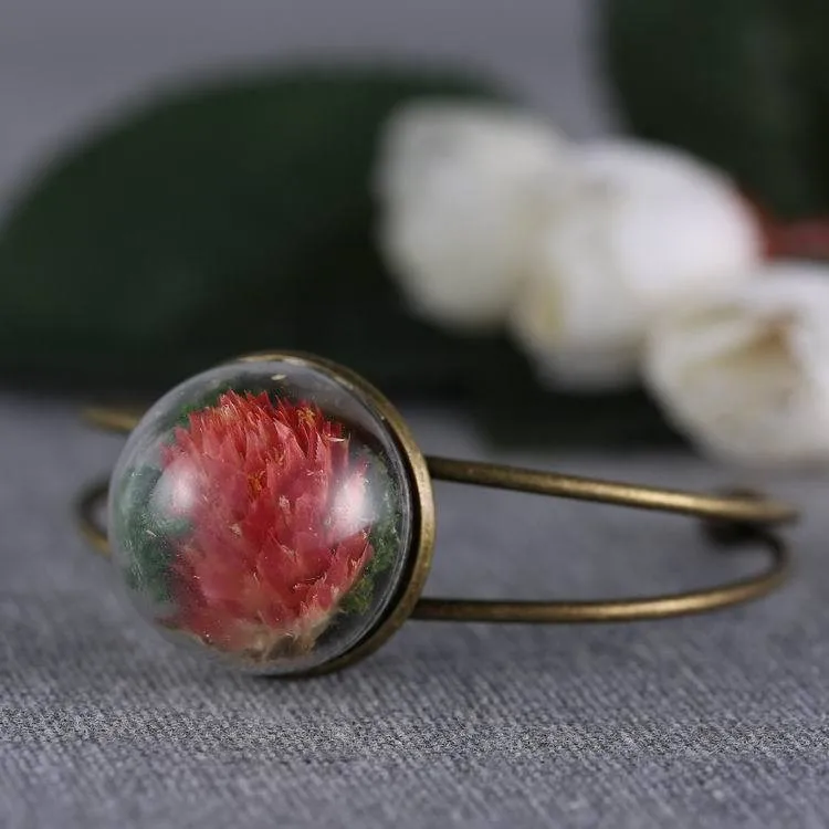 

Romantic Real Dries Flower Bracelet Dome Dangle Vintage Style Bracelet Antique Copper Adjustable Bracelet