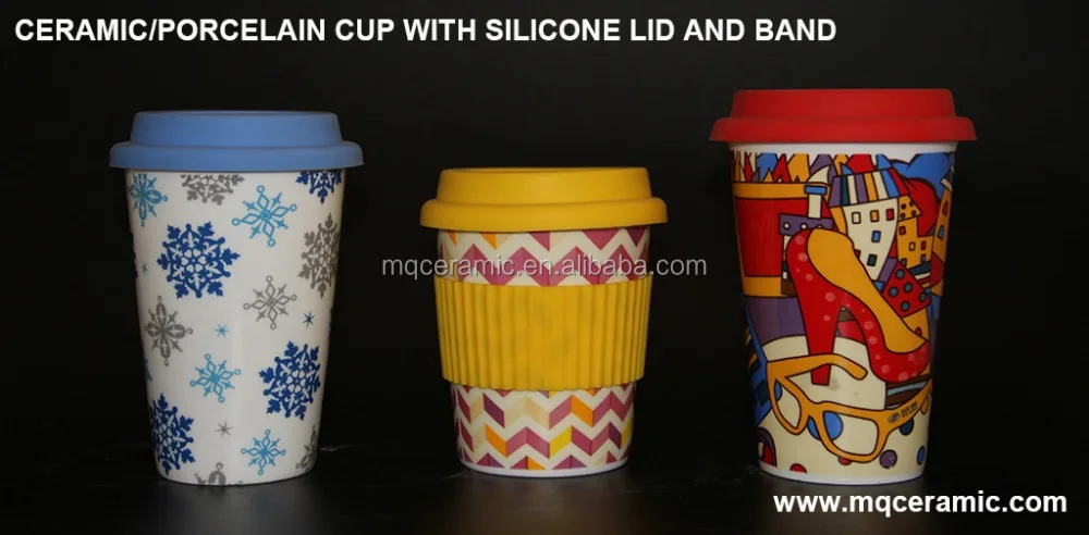 porcelain mug with silicone lid and band