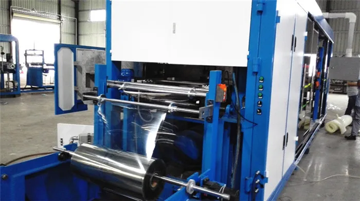 thermoforming machine04.jpg