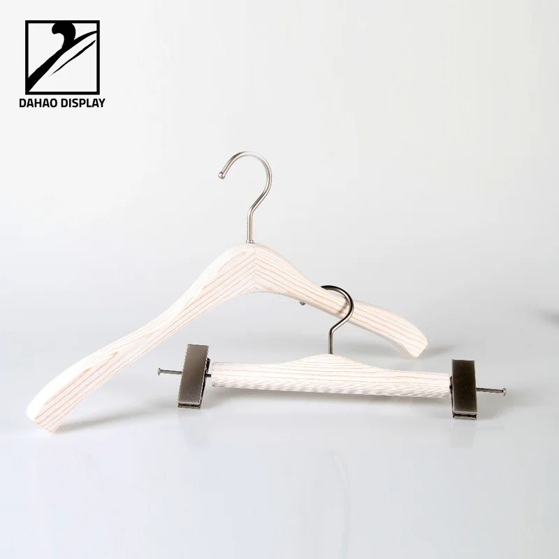 coat hanger pole