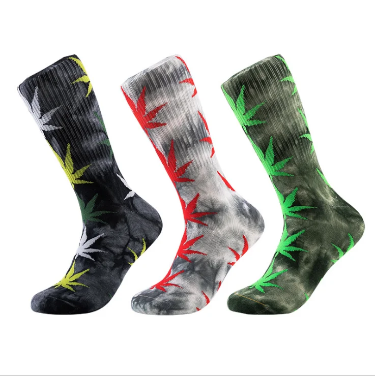

Tie-dyed color customizable logo cotton maple leaf socks, Custom color