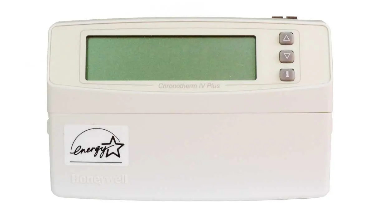 Get Quotations · Honeywell T8611G 2002 Chronotherm IV Plus Deluxe Programmable Heat Pump Thermostat T8611G2002
