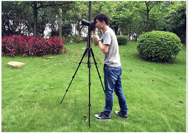 Q111 New Portable Professional Tripod (18).jpg