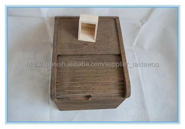 wooden rice bucket