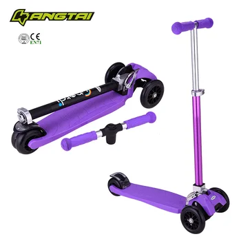 scooter with 2 front wheels