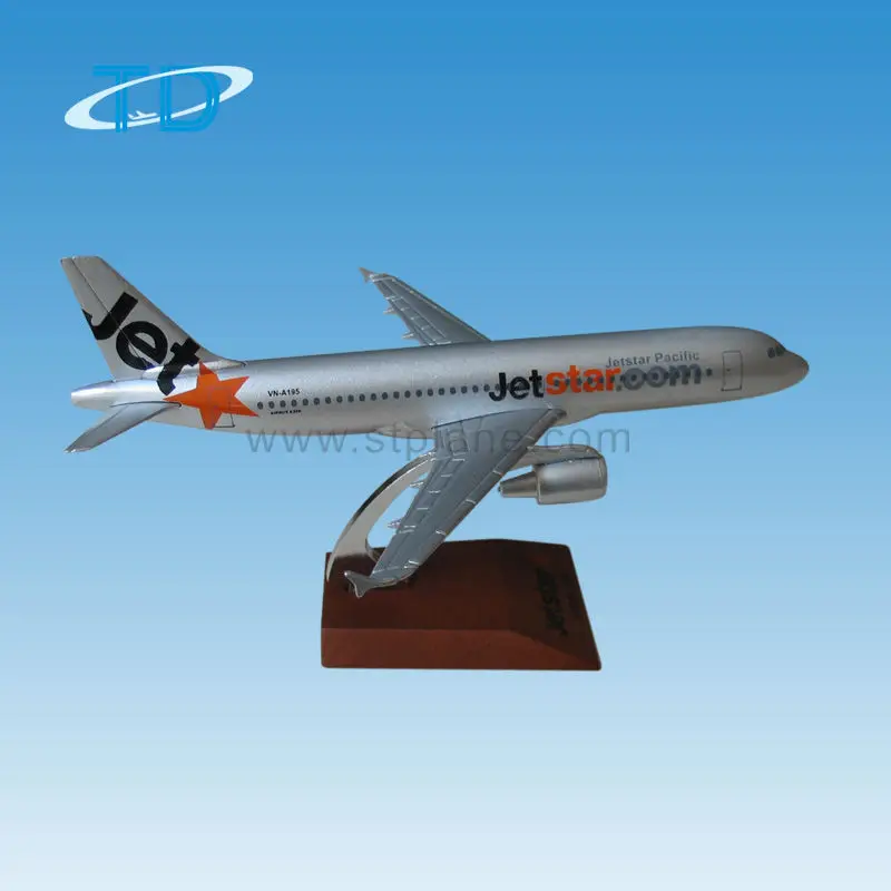 miniature diecast airplanes