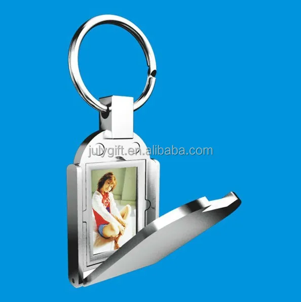 
custom design shape metal keychain 