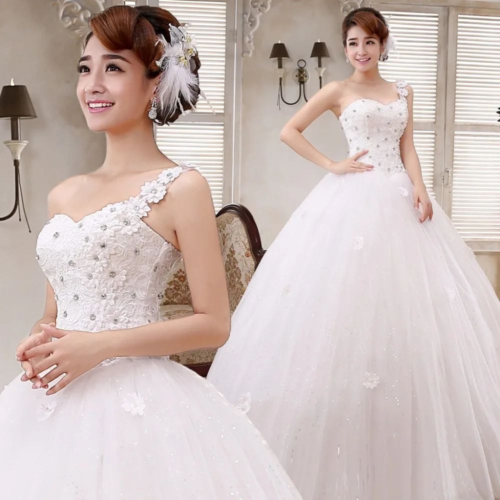 Pin by Pinner on Dresses | Wedding dresses simple, Best wedding dresses, Wedding  dress detachable skirt