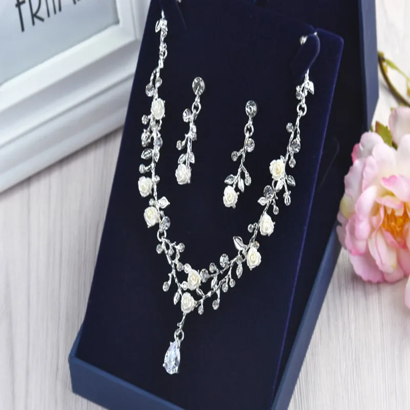 

Fashion alloy necklace high quality cheap price necklace and earring sets bridal jewelry necklace, Silver