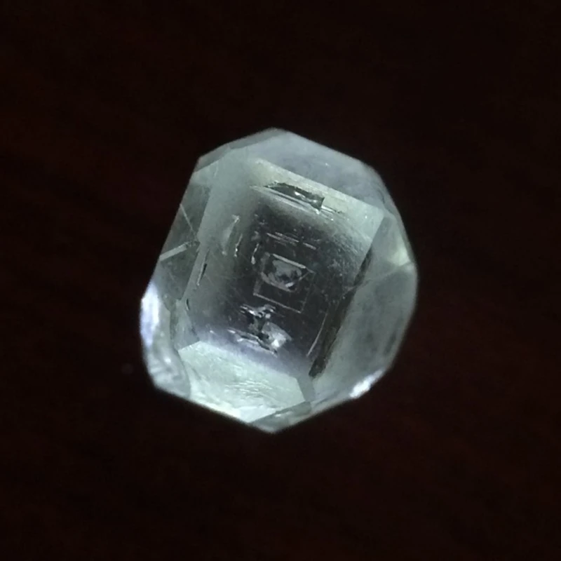 

1.5-2carat per piece VVS VS clarity DEF color Man made rough diamond White Synthetic uncut hpht rough diamond