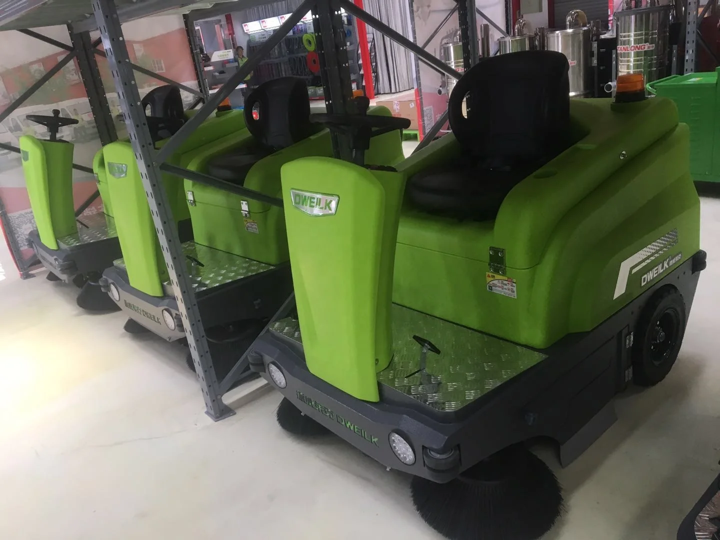 DW1250 cheap sweeper