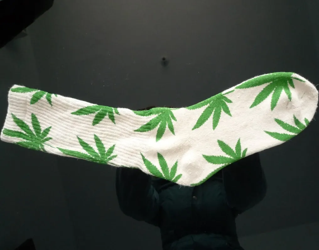 hemp men socks1.JPG