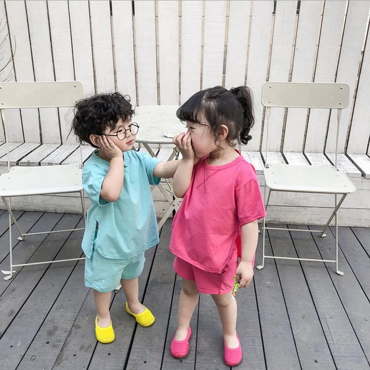 

Children clothing boys girls candy color cotton set children baby Korean short-sleeved shorts two-piece, Picture shows