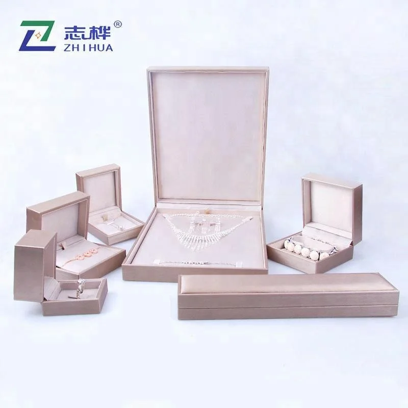ZHIHUA brand wholesale jewellery packaging box custom luxury Khaki color necklace pendant leather jewelry box