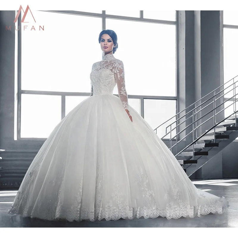 

Fashion Show Bridal Ball gown Wedding Dress Lace Fabric Long Sleeves Strapless Wedding Dress, As pictures