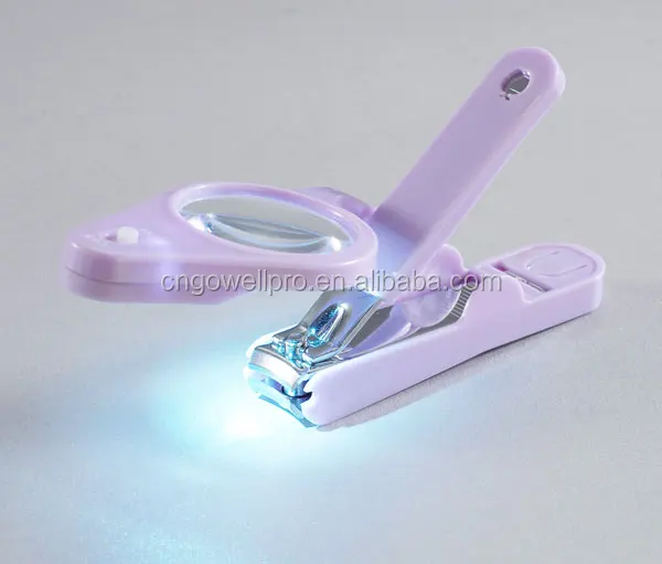 nail clipper with light
