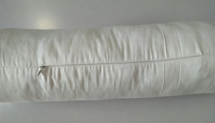 Bedding use 100% cotton shell queen size silk roll pillow