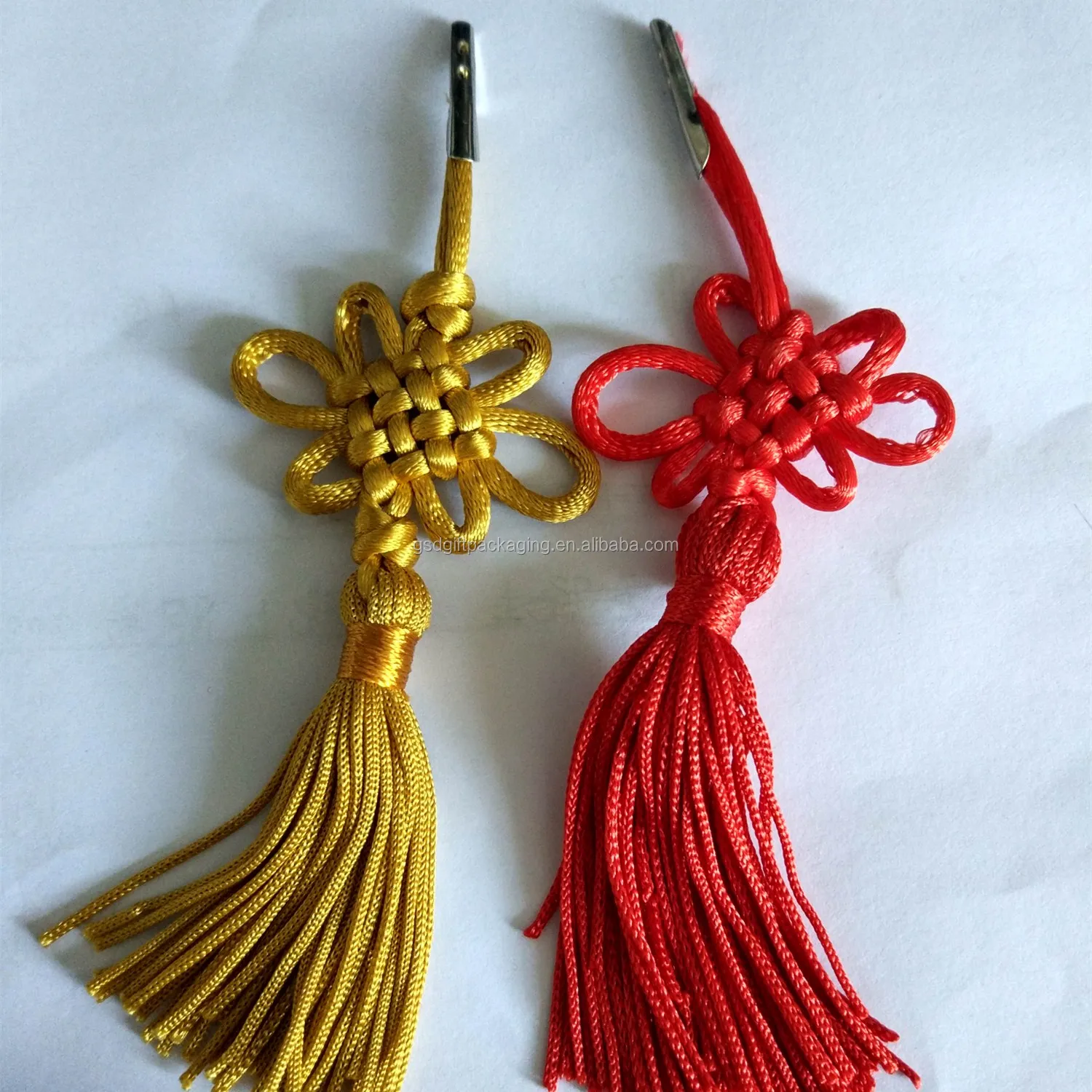 Traditional  Cheap Chinese  Knot Tassels  With Metal Clip .jpg