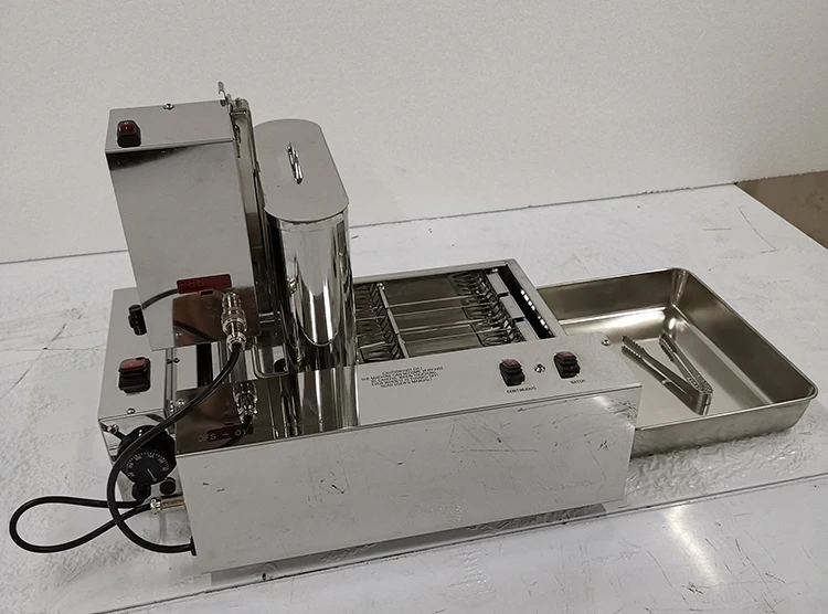 Mini donut machine (21).jpg