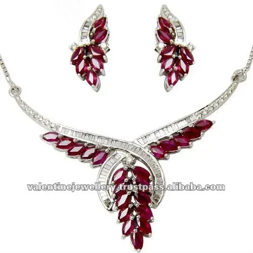 اطقم  المعلم كرسكنديور Marquise-necklace-14k-jewelry-necklace-diamond-ruby