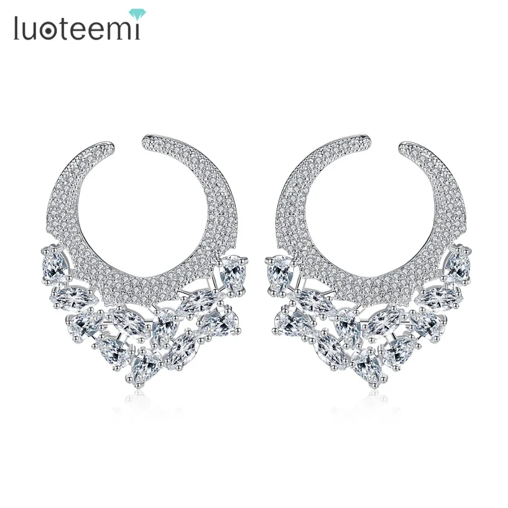 

LUOTEEMI New Unique Design Hot Shining Clear Zircon Crystal Cluster Stud Earrings For Women, N/a