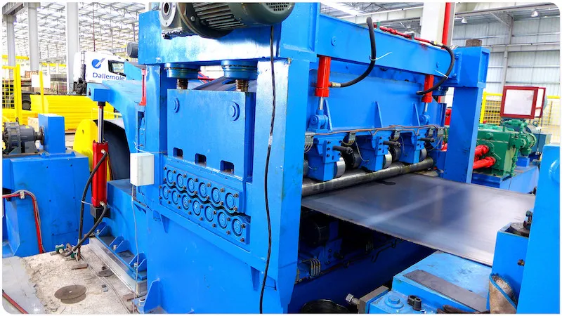 
Maquina de corte cortadora longitudinal para bobina acero 