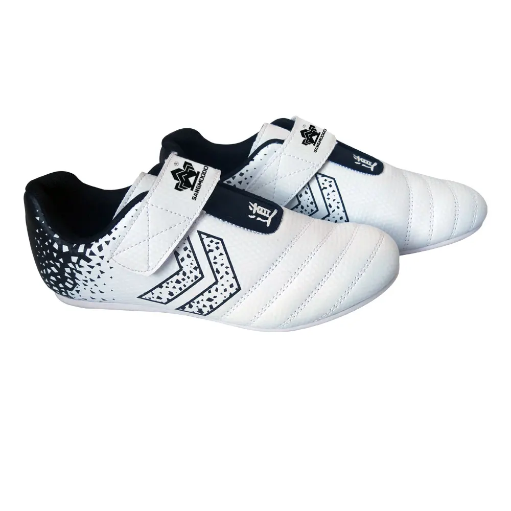 

Martial arts taekwondo sport running shoes for adult / children, White