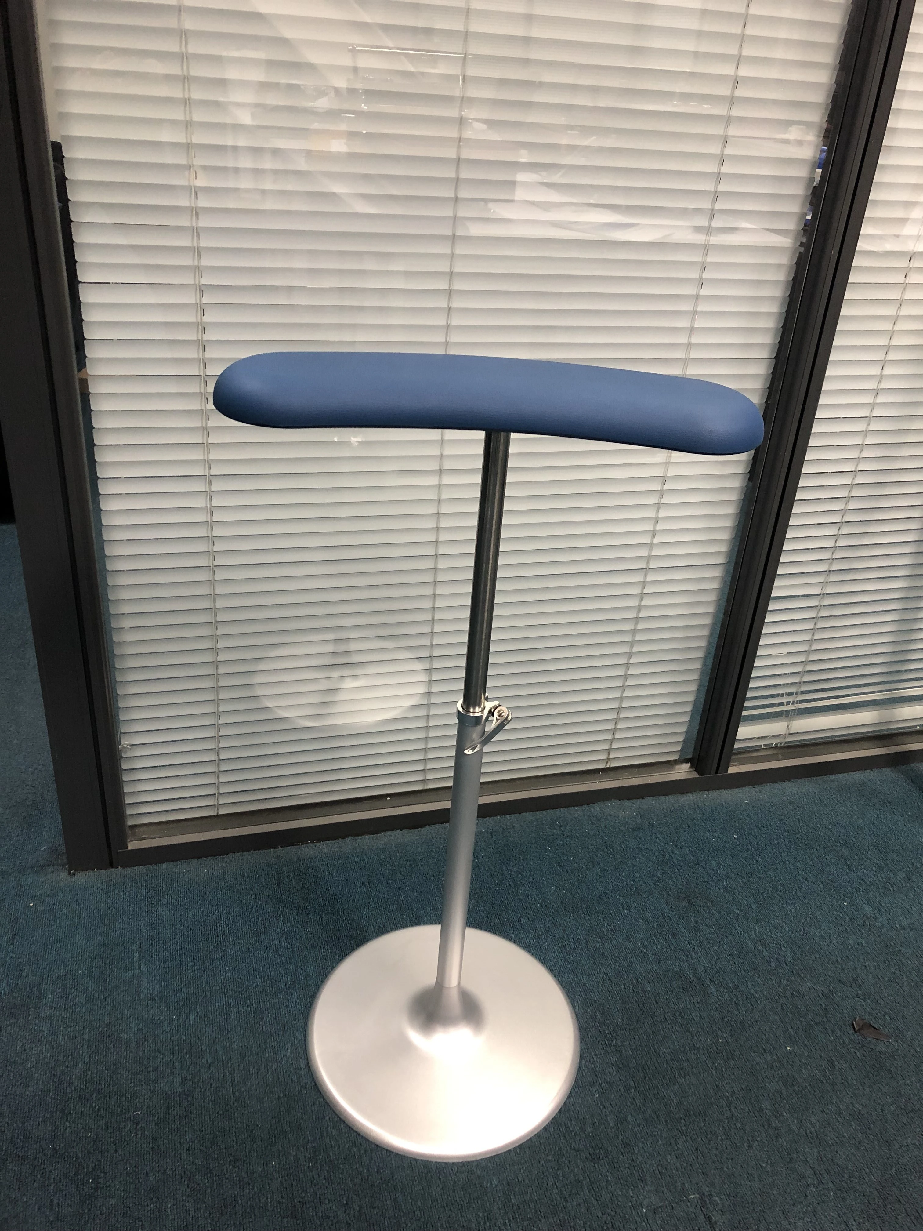 
Surgical Medical arm support rack FA-1064 Doctors bracket with their arms Adjustable height for microsurgery 