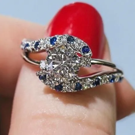 

Hot Sale Fashion Round Blue Zircon Rings for Women Filled Zircon Rings for Women Filled Zircon May Birthstone Wedding Party